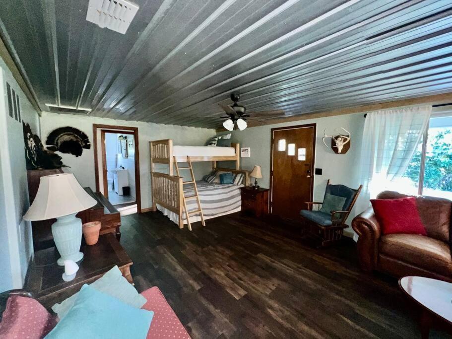 Quiet In The Country Close To Major Theme Parks * Ridge Manor